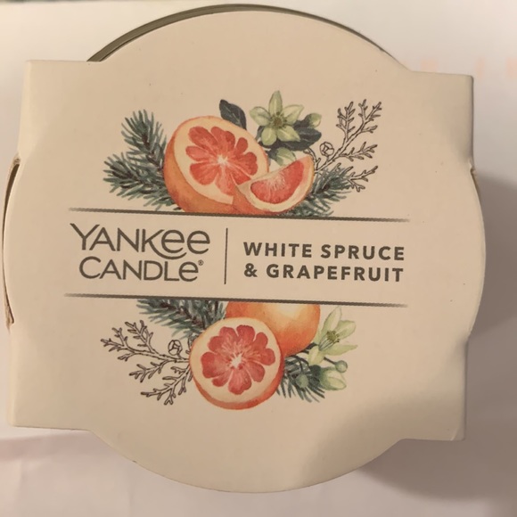 NWT Yankee Candle Mini White Spruce & Grapefruit - Picture 3 of 3